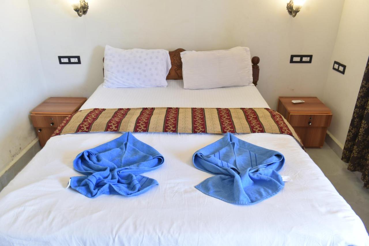 Semyon Hotel *